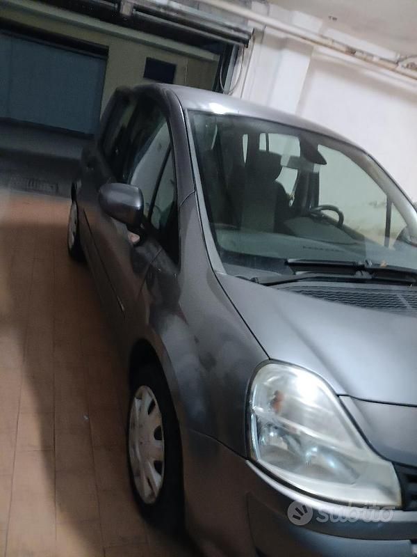 Usata Renault Modus 2008 Grigio Monovolume
