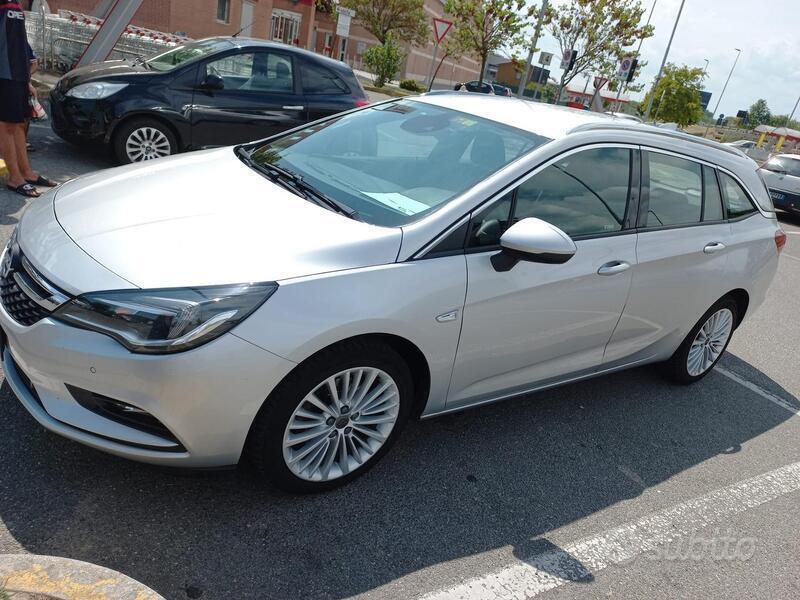 Usato 2018 Opel Astra 1.6 Diesel 101 CV (12.000 €)