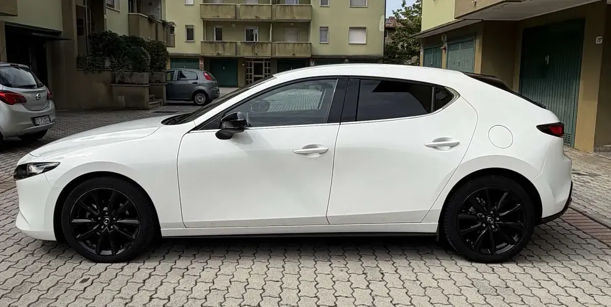 Usata Mazda 3 Homura-Line 150 CV (110 kW) 2022 Berlina