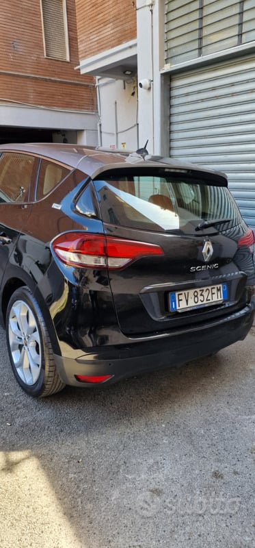 Usato 2019 Renault Scénic IV 1.7 Diesel 150 CV (13.000 €)