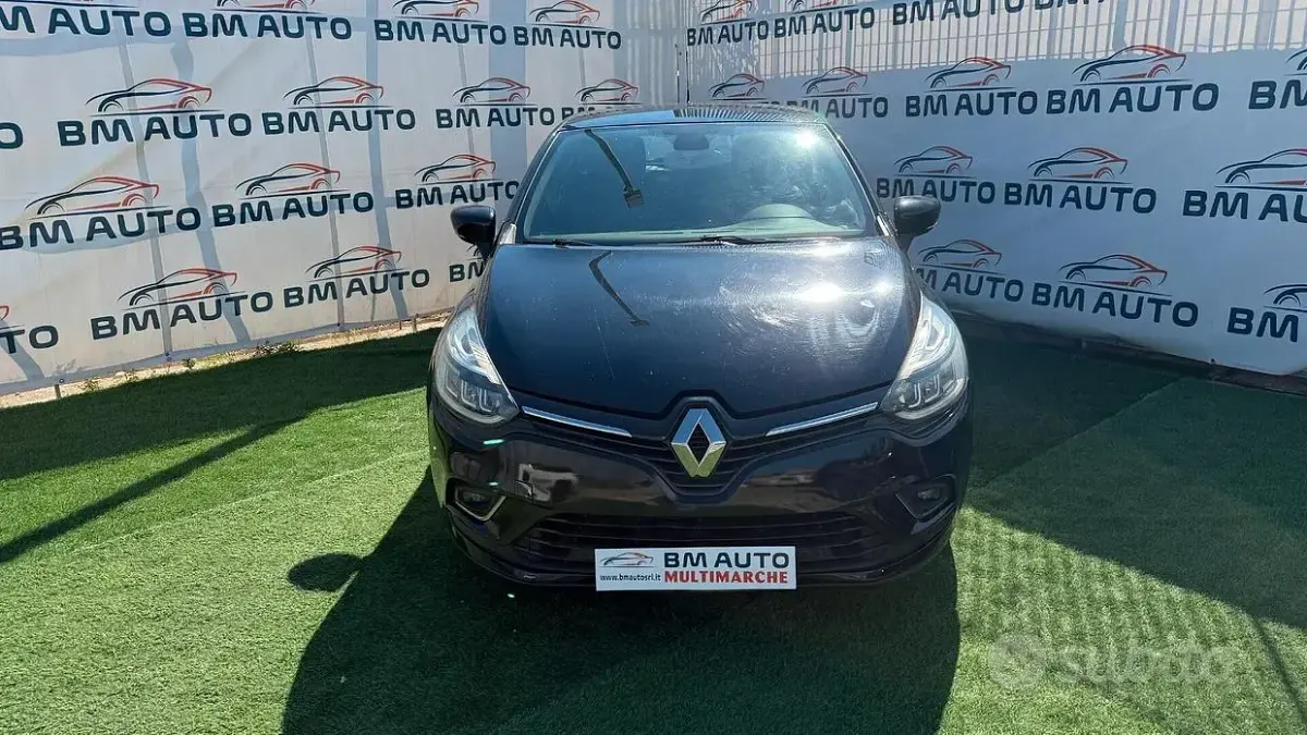 Usata Renault Clio IV Intens 75 CV (55 kW) 2019 Nero Berlina