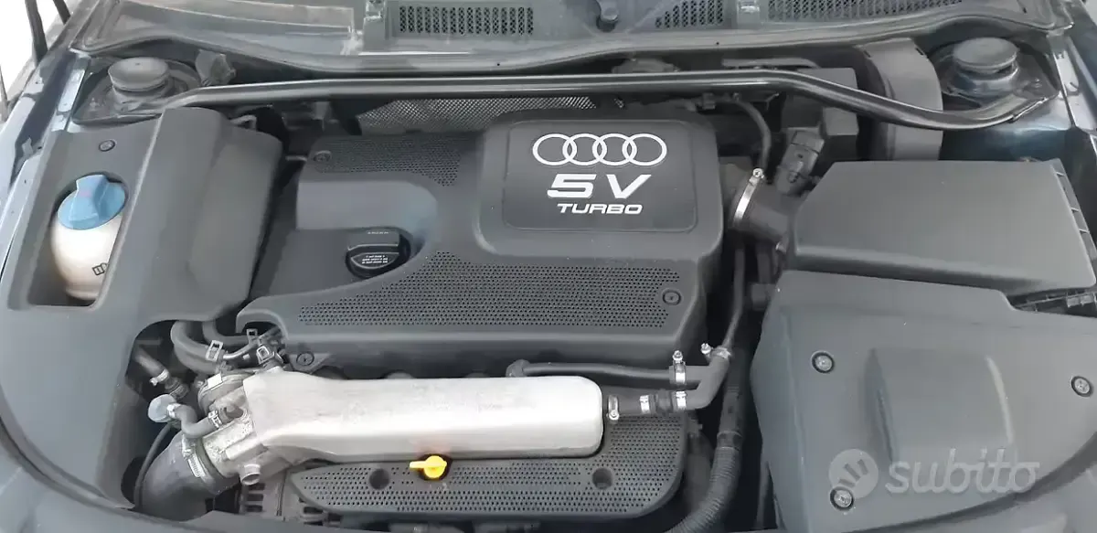 Usata Audi TT Roadster 179 CV (131 kW) 2002 Bluazzurro Cabrio