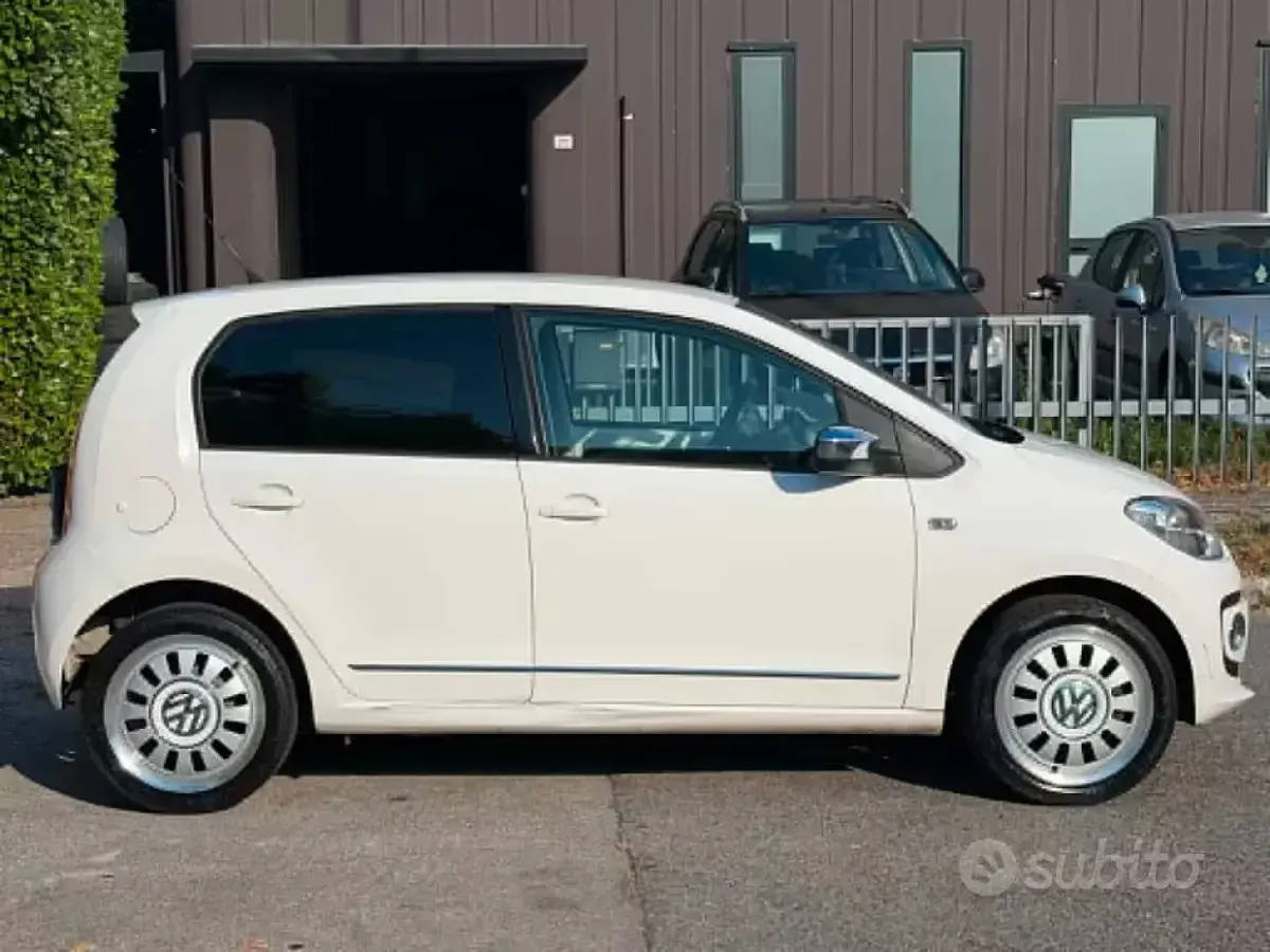 Usata VW up! 68 CV (50 kW) 2014 Bianco Utilitaria