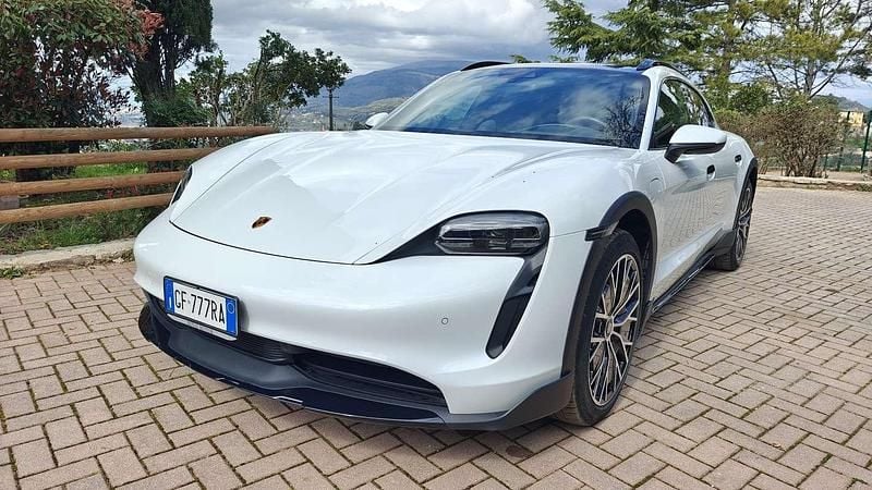 Usata Porsche Taycan Cross Turismo 139 kW (190 CV) 2021 Station wagon