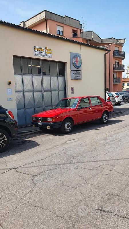 Usata Alfa Romeo Giulietta 121 CV (88 kW) 1980 Rosso Berlina
