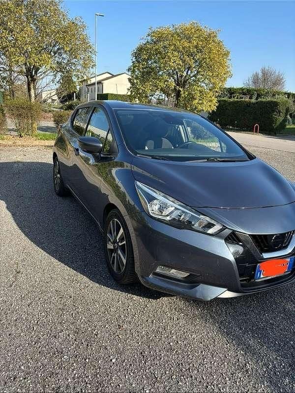 Usata Nissan Micra Visia+ 90 CV (66 kW) 2018 Blu/azzurro Utilitaria
