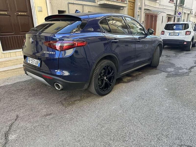 Usata Alfa Romeo Stelvio Executive 179 CV (131 kW) 2018 SUV