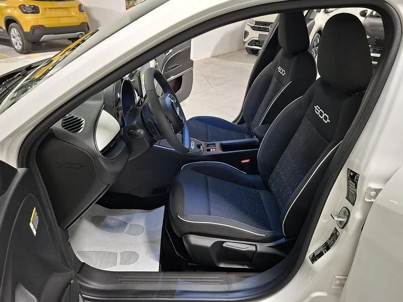 Nuova Fiat 600 Icon 100 CV (73 kW) 2025 Bianco SUV