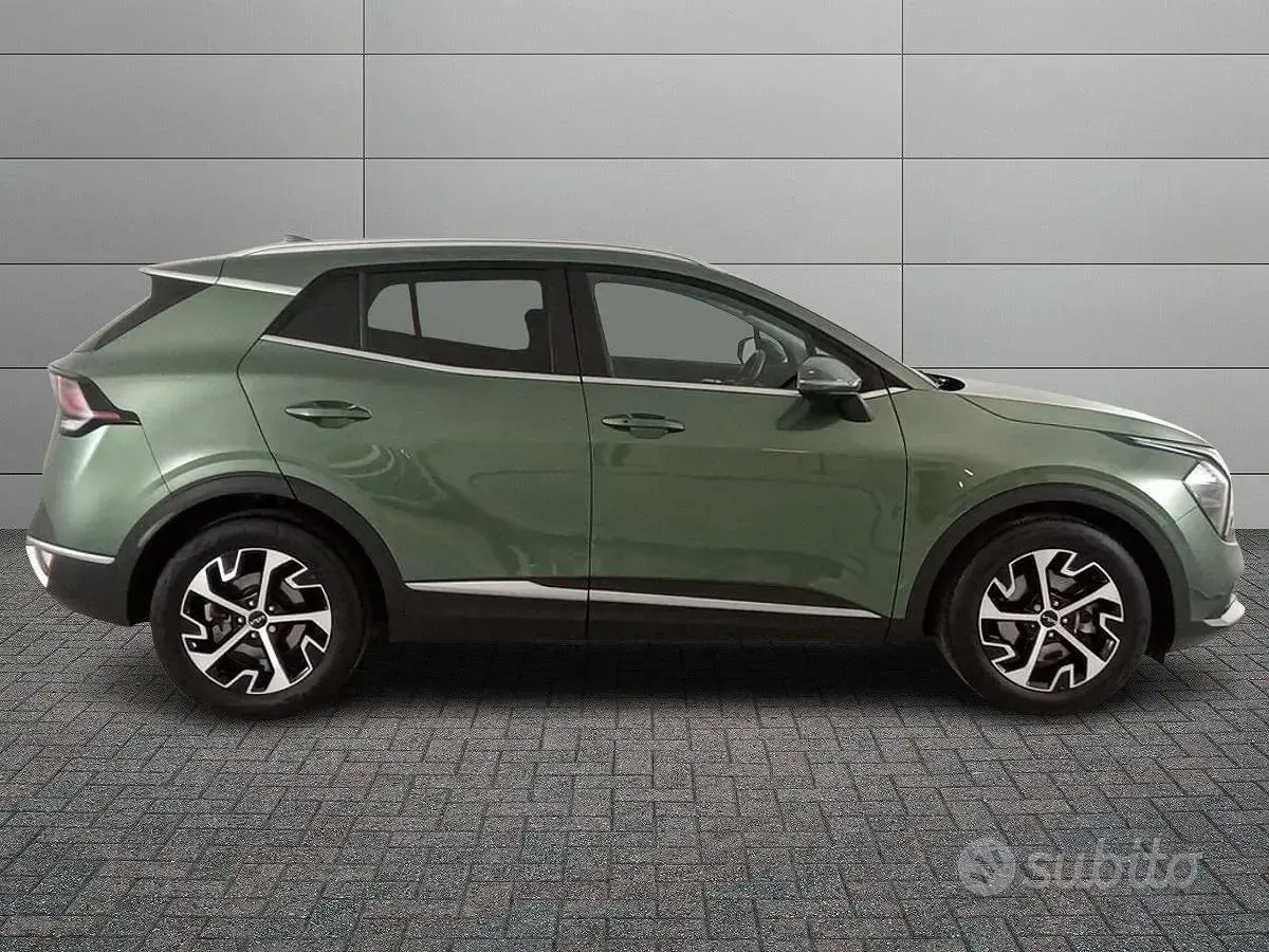 Usata Kia Sportage Style 150 CV (110 kW) 2022 Verde SUV