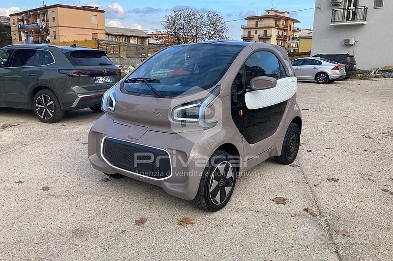 Usata XEV Yoyo 2022 Marrone Utilitaria