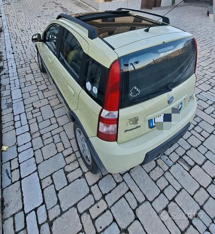 Usata Fiat Panda 4x4 Climbing 60 CV (44 kW) 2005 Verde Utilitaria