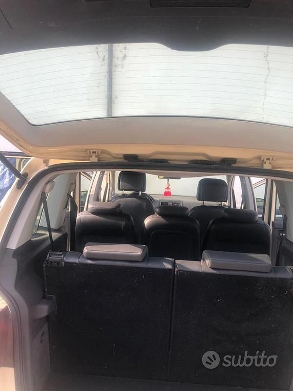 Usata VW Touran 105 CV (77 kW) 2018 Bianco Monovolume