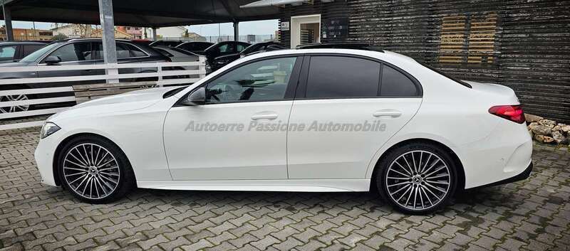 Usata Mercedes C300e Premium Plus 265 CV (194 kW) 2021 Bianco Berlina