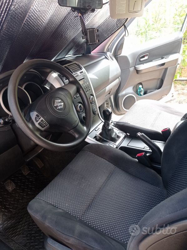 Usata Suzuki Vitara 75 CV (55 kW) 2008 SUV