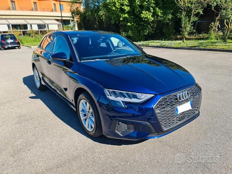 Usata Audi A3 116 CV (85 kW) 2024 Blu Berlina