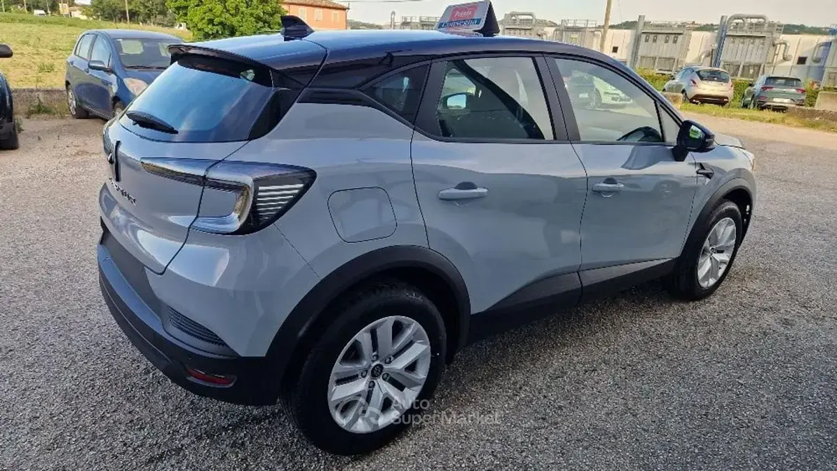 Nuova Renault Captur Evolution 120 CV (88 kW) 2026 Bianco SUV