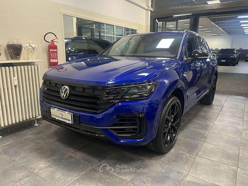 Blu/azzurro Usata 2021 VW Touareg R SUV | 52.000 € (Buon prezzo) - Immagine 1/4