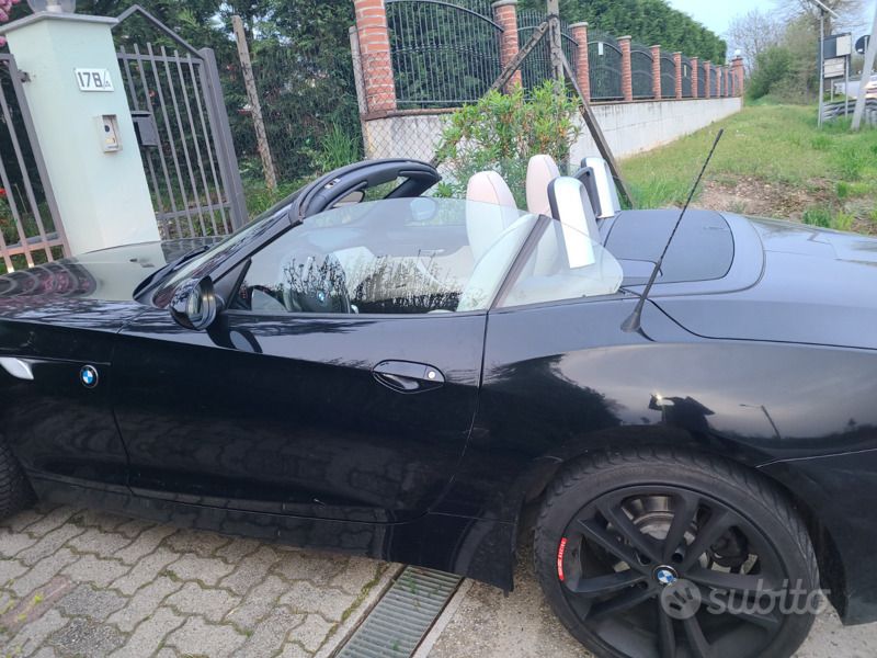 Usata BMW Z4 204 CV (150 kW) 2009 Nero Cabrio