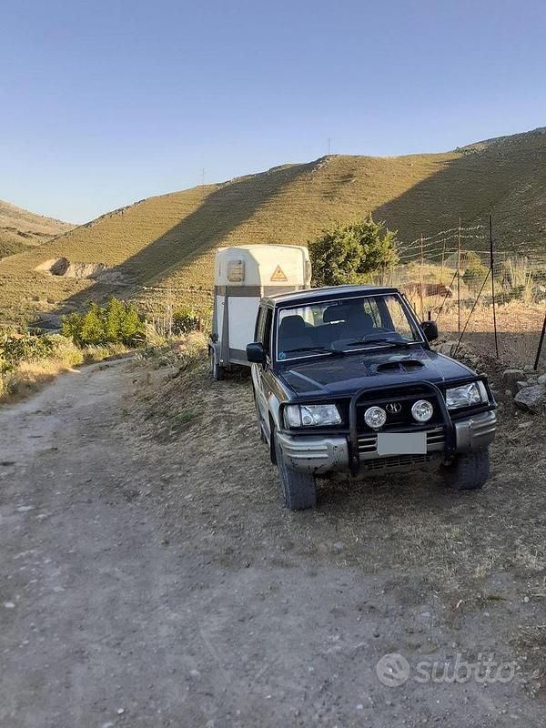 Usata Hyundai Galloper 100 CV (73 kW) 1999 Verde SUV