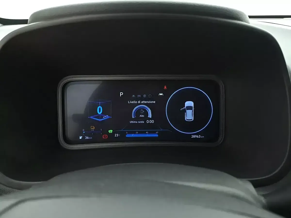 Usata Hyundai Kona 100 kW (136 CV) 2024 Argentoargento SUV