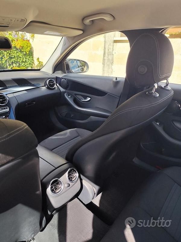 Usata Mercedes C220 170 CV (125 kW) 2015
