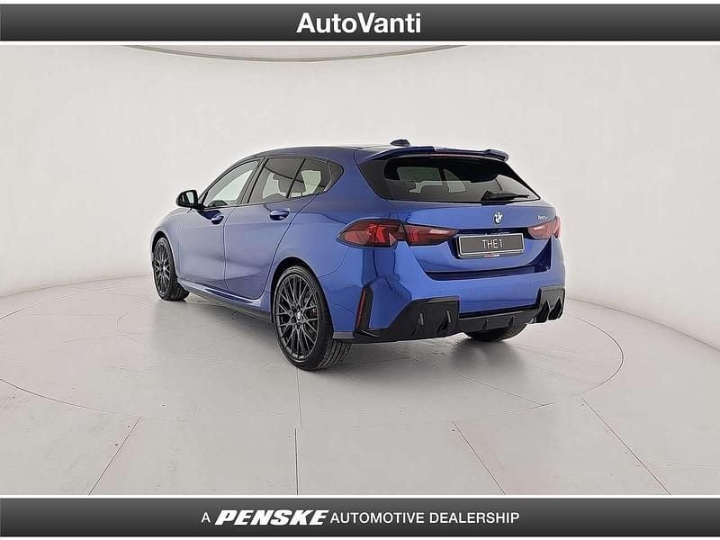 Nuova BMW 120 M Sport 163 CV (119 kW) 2025 Blu/azzurro Utilitaria