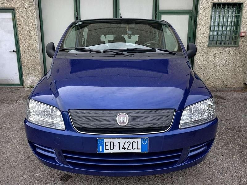 Usata Fiat Multipla 120 CV (88 kW) 2010 Blu/azzurro Monovolume
