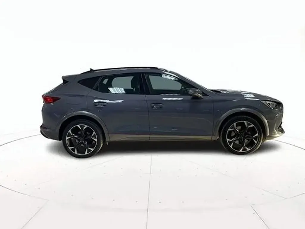 Usata Cupra Formentor 204 CV (150 kW) 2023 Grigio / pastello SUV