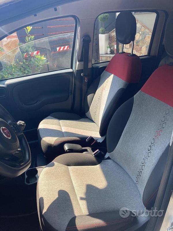 Usata Fiat Panda 80 CV (58 kW) 2018 Utilitaria
