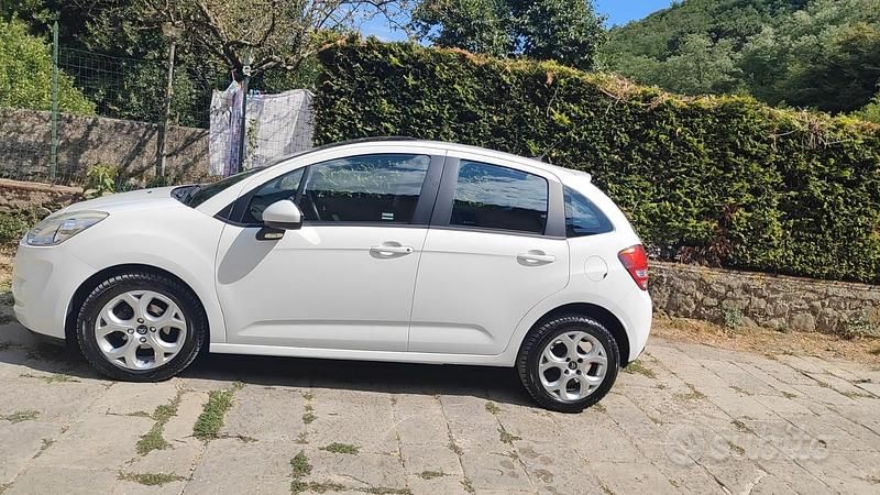Bianco Usata 2010 Citroën C3 Tre volumi | 5500 € - Immagine 1/4