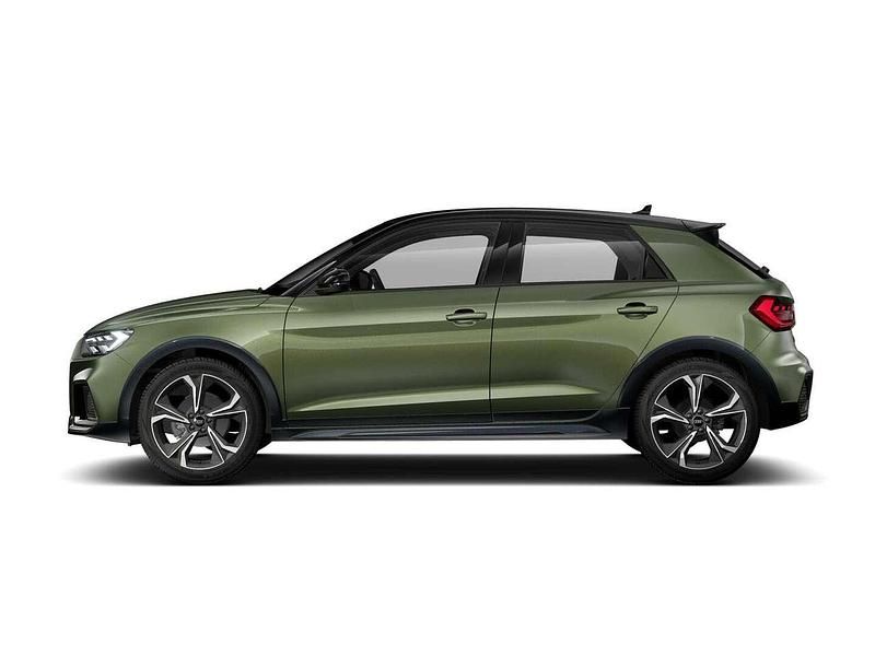 Nuova Audi A1 116 CV (85 kW) 2026 Verde distretto metallizzato n SUV