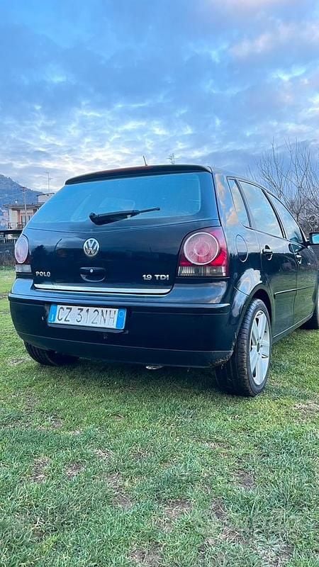Usata VW Polo 130 CV (95 kW) 2005 Nero Berlina