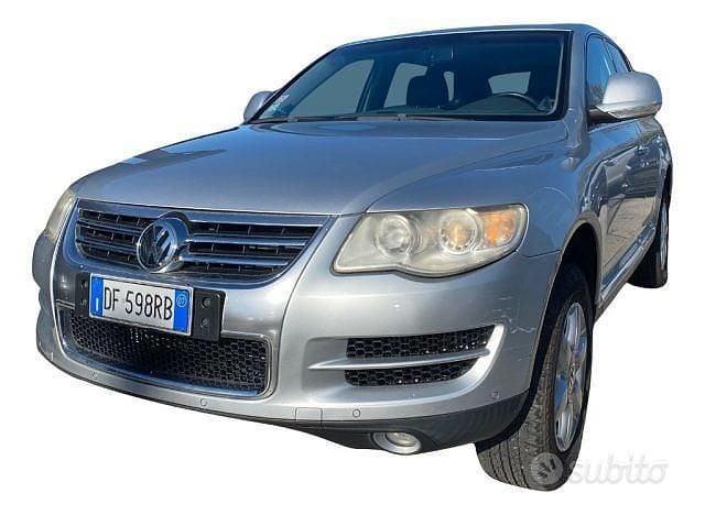 Usata VW Touareg Exclusive 174 CV (127 kW) 2007 Grigio SUV