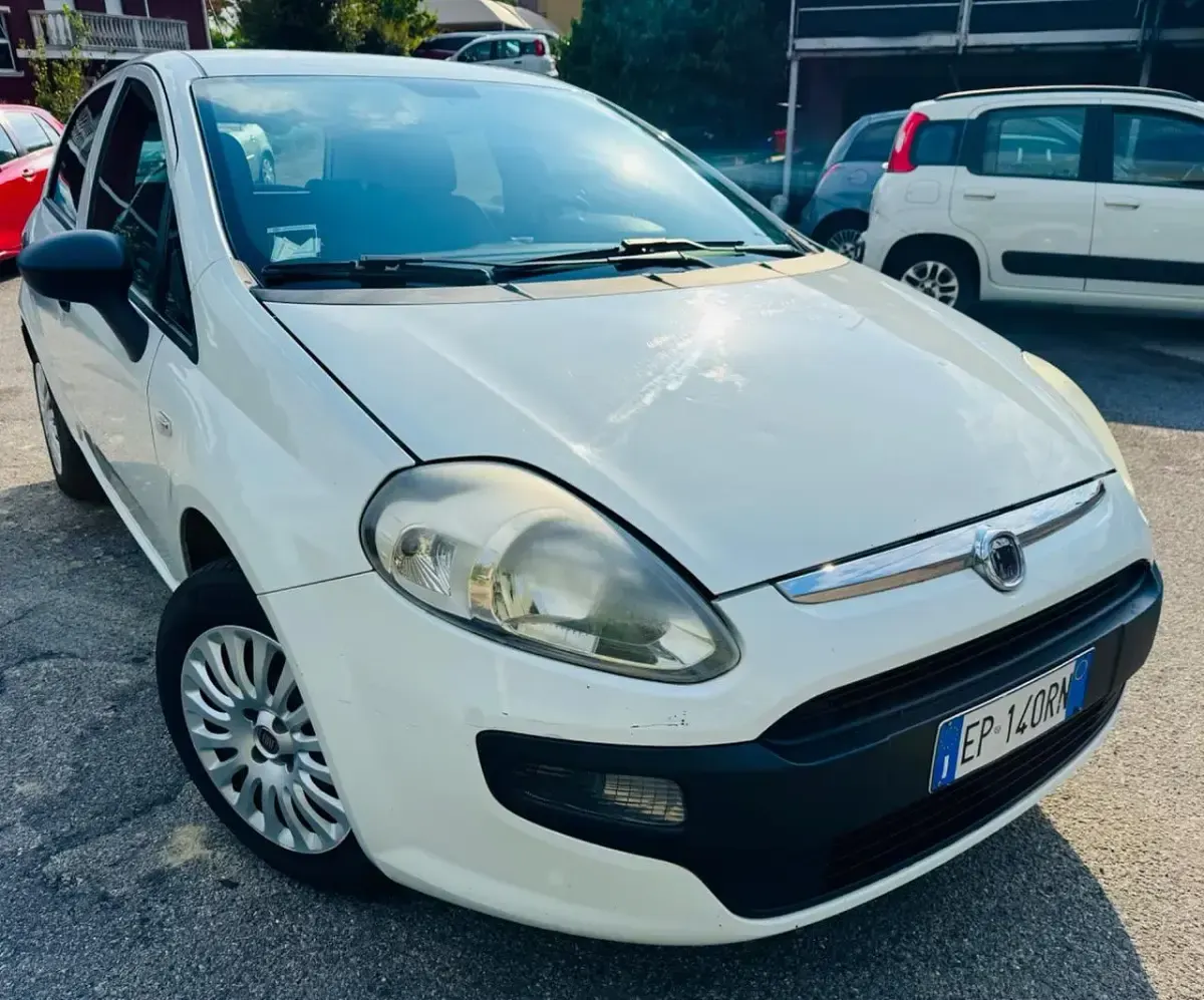 Usata Fiat Punto Evo 75 CV (55 kW) 2013 Bianco Utilitaria