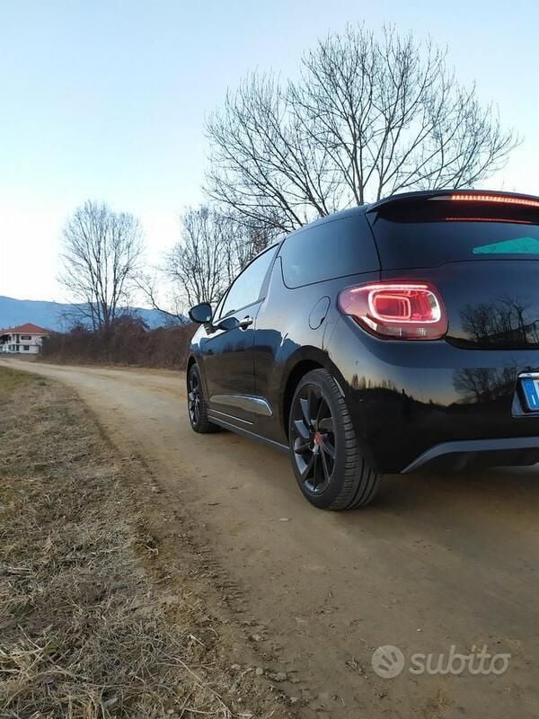 Usata 2019 DS Automobiles DS3 Performance Tre volumi | 11.000 € (Buon prezzo) - Immagine 1/4