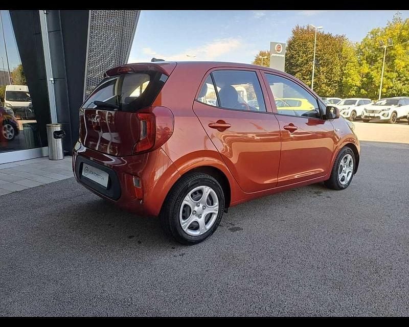 Usata Kia Picanto Urban 67 CV (49 kW) 2023 Rosso Utilitaria