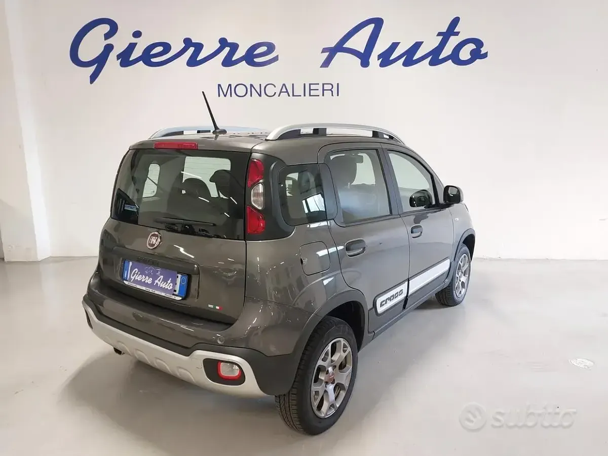 Usata Fiat Panda Cross Cross 84 CV (61 kW) 2021 Other Utilitaria