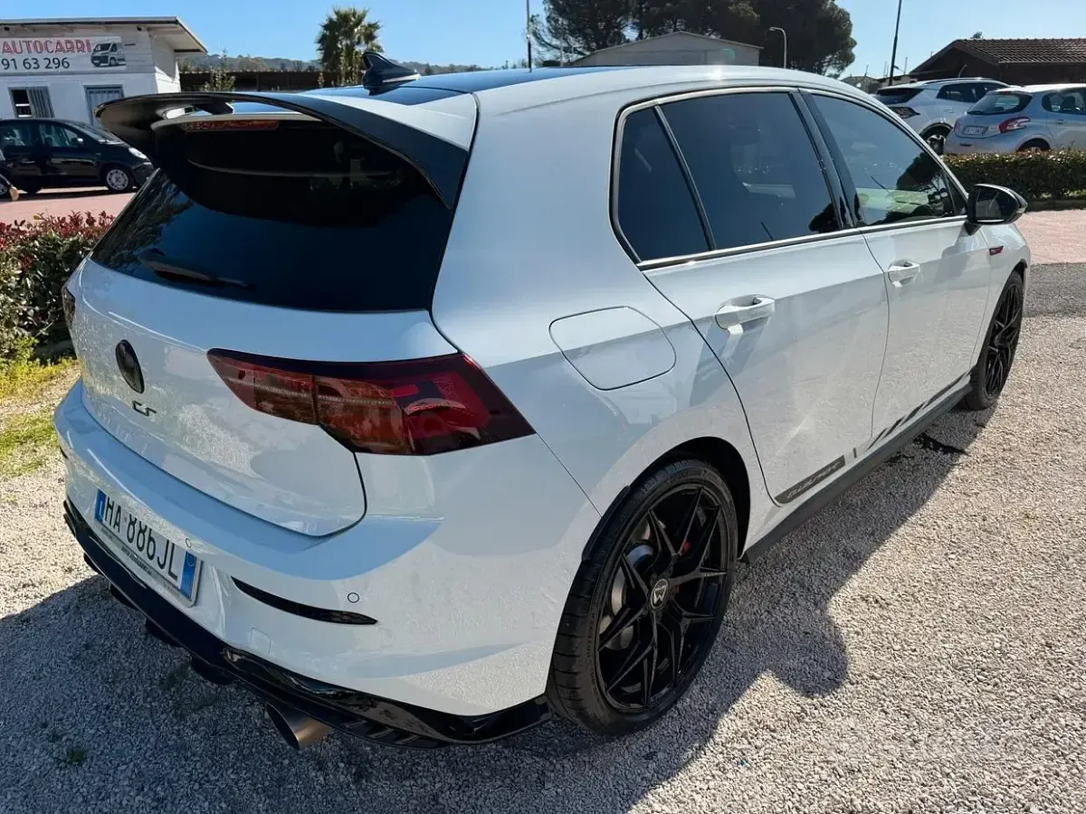 Begagnad VW Golf VIII GTI 320 HK (235 kW) 2023 Vit Sedan
