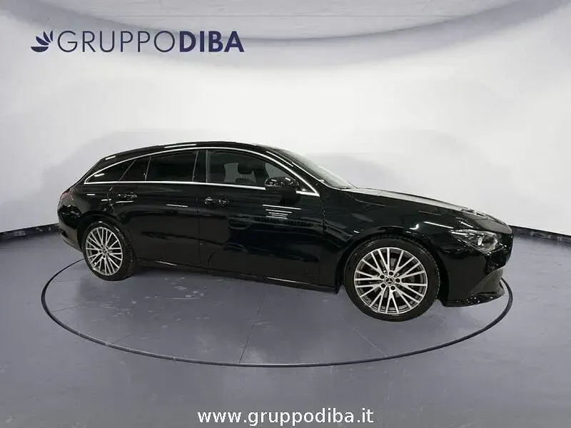 Gebraucht Mercedes CLA180 115 PS (84 kW) 2023 Schwarz Limousine