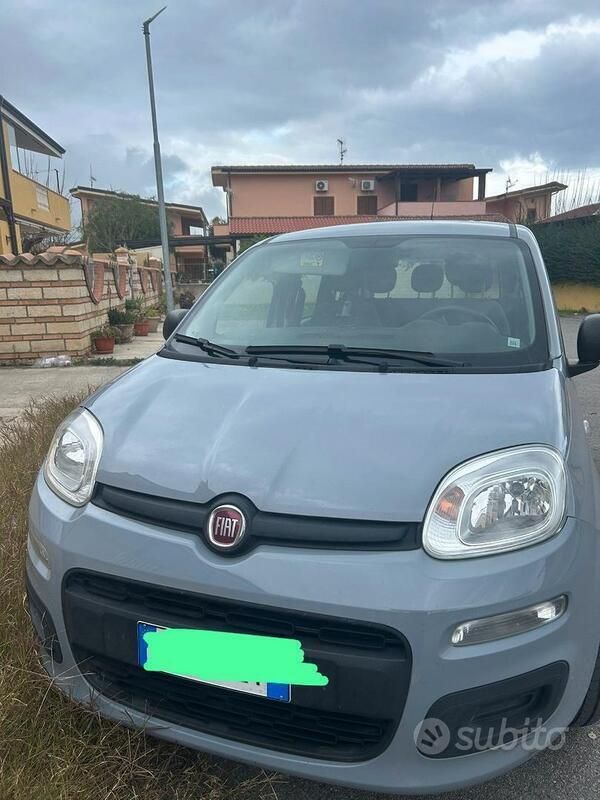 Usata 2022 Fiat Panda Due volumi | 9000 € (Ottimo prezzo) - Immagine 1/4