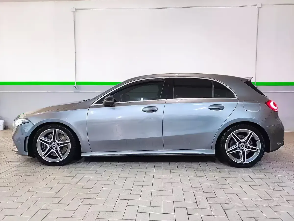 Usata Mercedes A250 Premium 224 CV (164 kW) 2019 Grigio Berlina