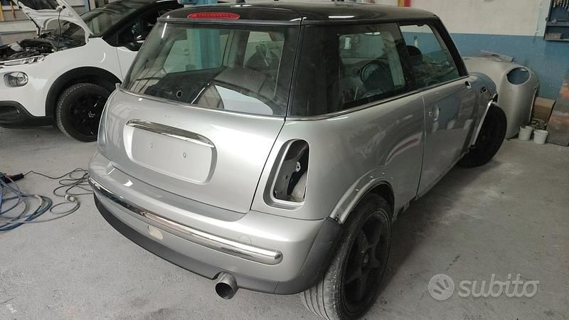 Usata Mini Cooper Coupé 116 CV (85 kW) 2003 Grigio Coupé