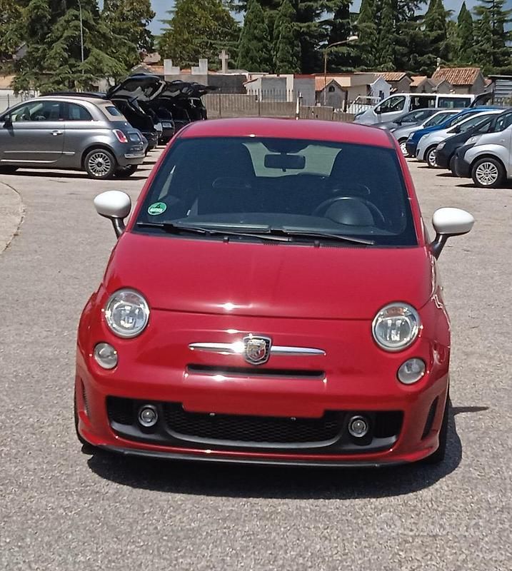 Rosso Usata 2009 Abarth 500 Due volumi | 11.999 € (Buon prezzo) - Immagine 1/4