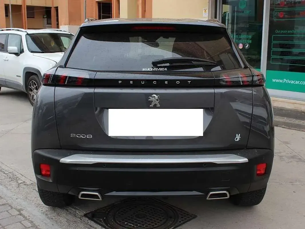 Occasion Peugeot 2008 Allure 131 ch (96 kW) 2023 Gris SUV