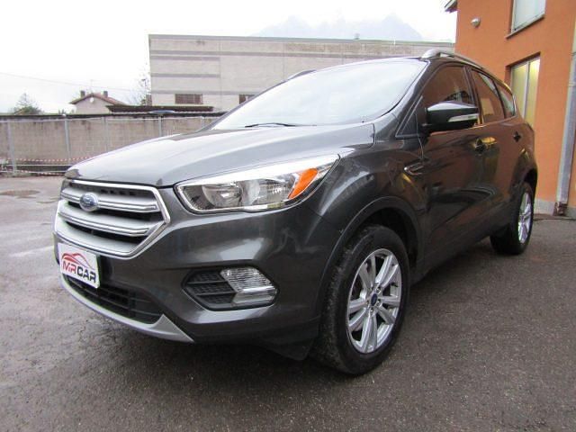 Grigio scuro metallizzato Usata 2017 Ford Kuga Business Edition SUV | 7999 € (Super prezzo) - Immagine 1/4