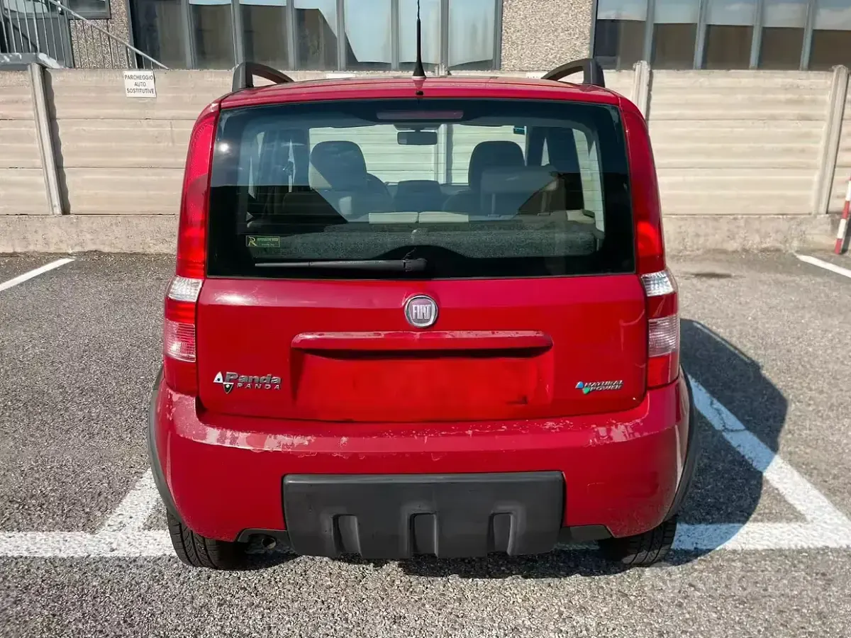 Usata Fiat Panda Climbing 60 CV (44 kW) 2008 Rosso Utilitaria