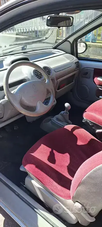 Usado Renault Twingo 58 CV (42 kW) 2001 Utilitario