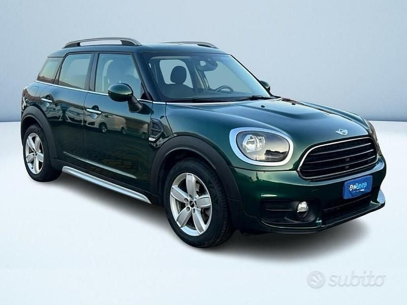 Usata Mini One Countryman 102 CV (75 kW) 2018 Verde metallizzato SUV