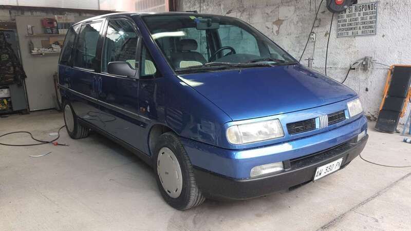 Blu/azzurro Usata 1998 Fiat Ulysse Monovolume | 5650 € - Immagine 1/4
