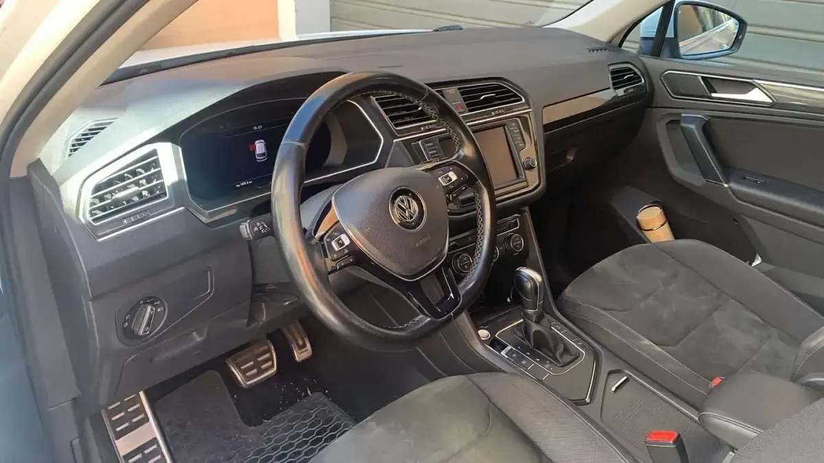 Usata VW Tiguan Executive 150 CV (110 kW) 2016 Bianco SUV